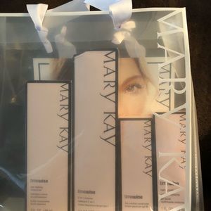 Mary Kay TimeWise Miracle Set Combination to Oily